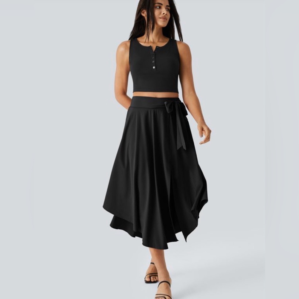 NWT HALARA Breezeful High Waisted Tie Side Split 2-in-1 Curved Hem Skirt. XL
